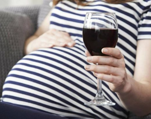 ¡Consecuencias de beber alcohol en el embarazo!
